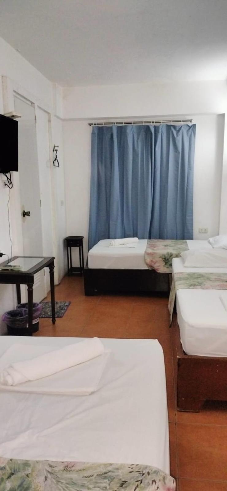 Room, Triple, Private Bathroom
