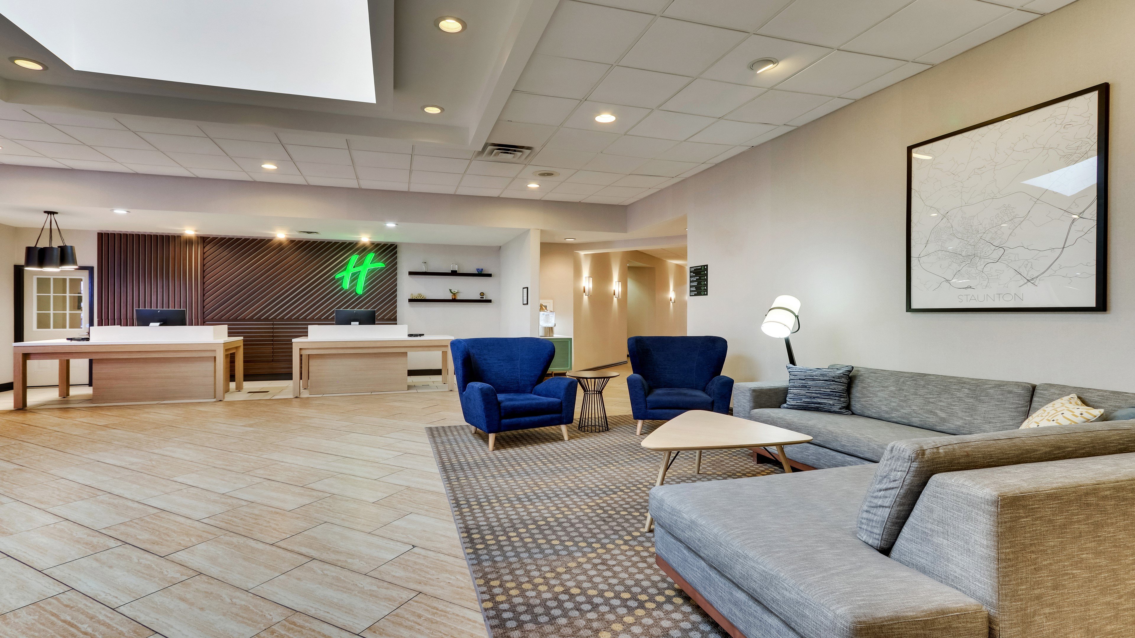 Holiday Inn Staunton Conference Center 46/73