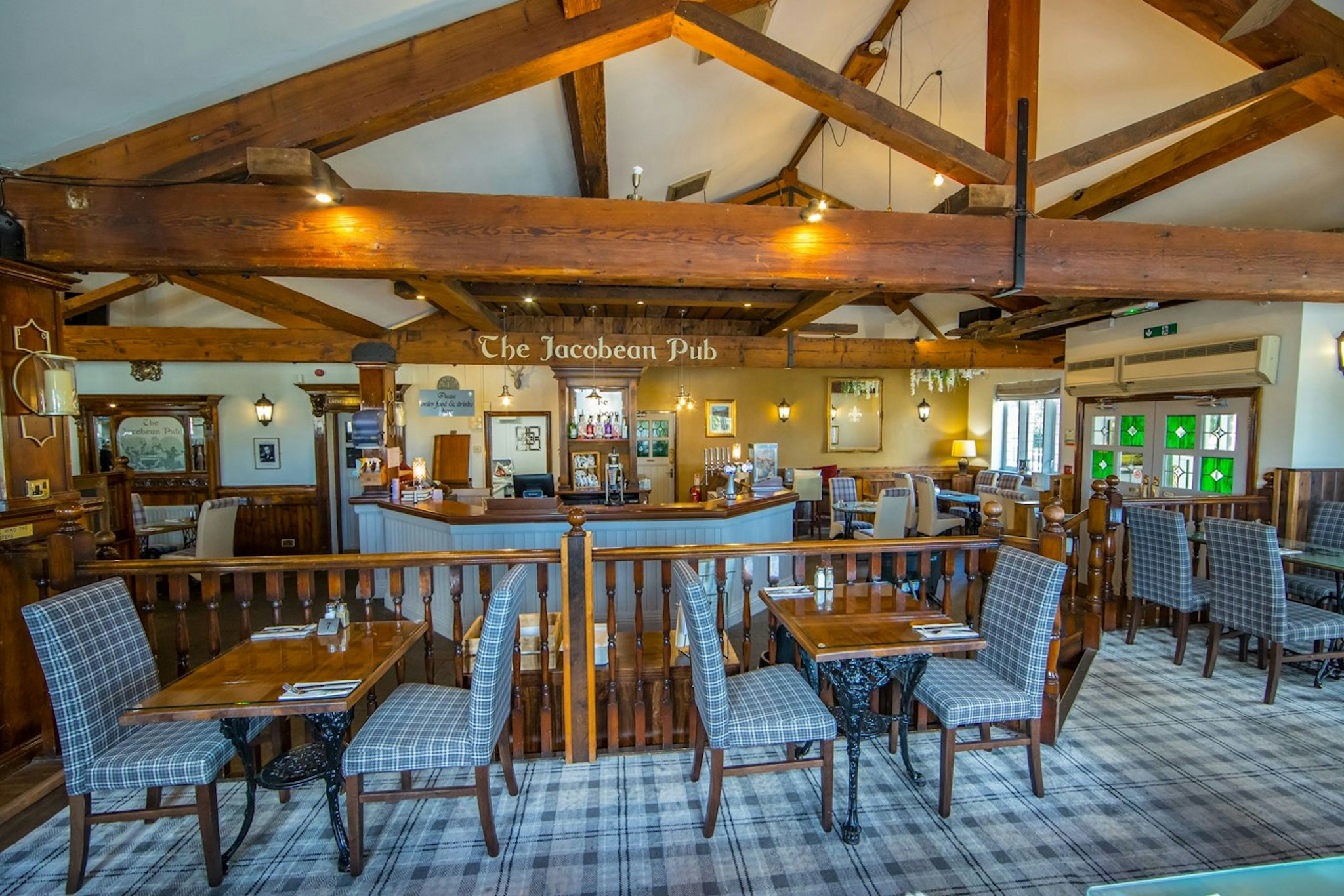 Rogerthorpe Manor Hotel 15/22