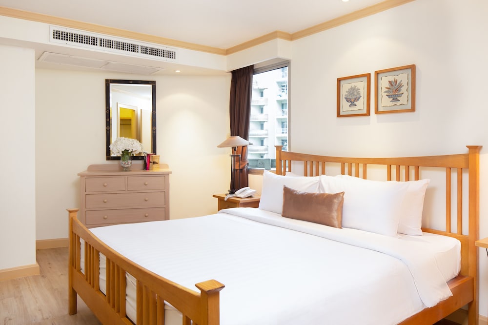 TWO BEDROOM SUPERIOR