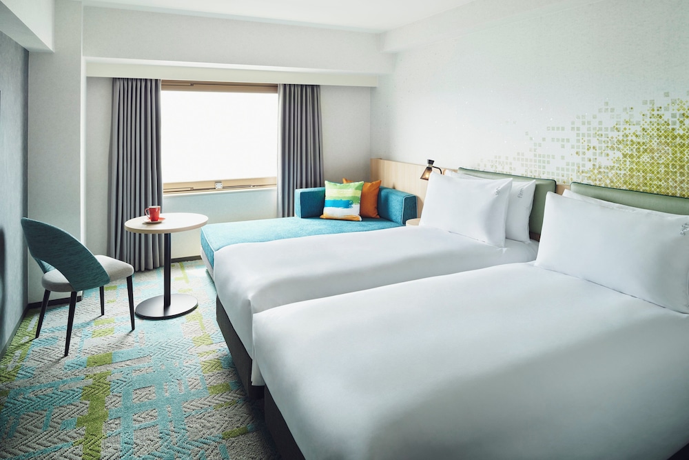 Standard, Twin Beds, Sofa