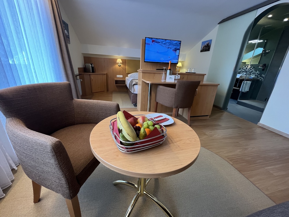 Hotel Garni Brunnthaler 57/79