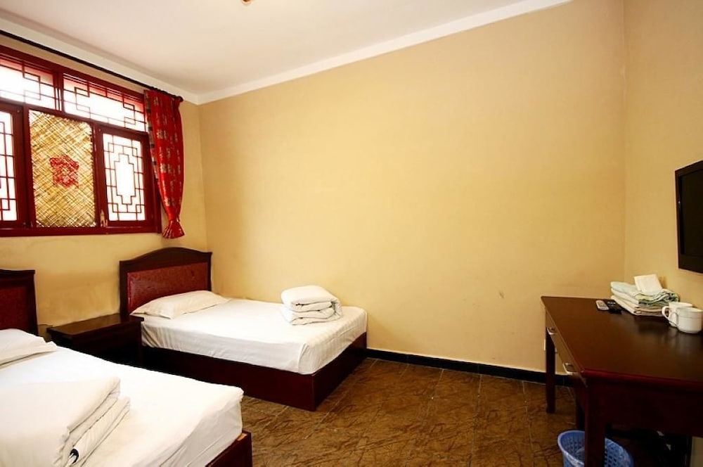 Leo Hostel 9/33