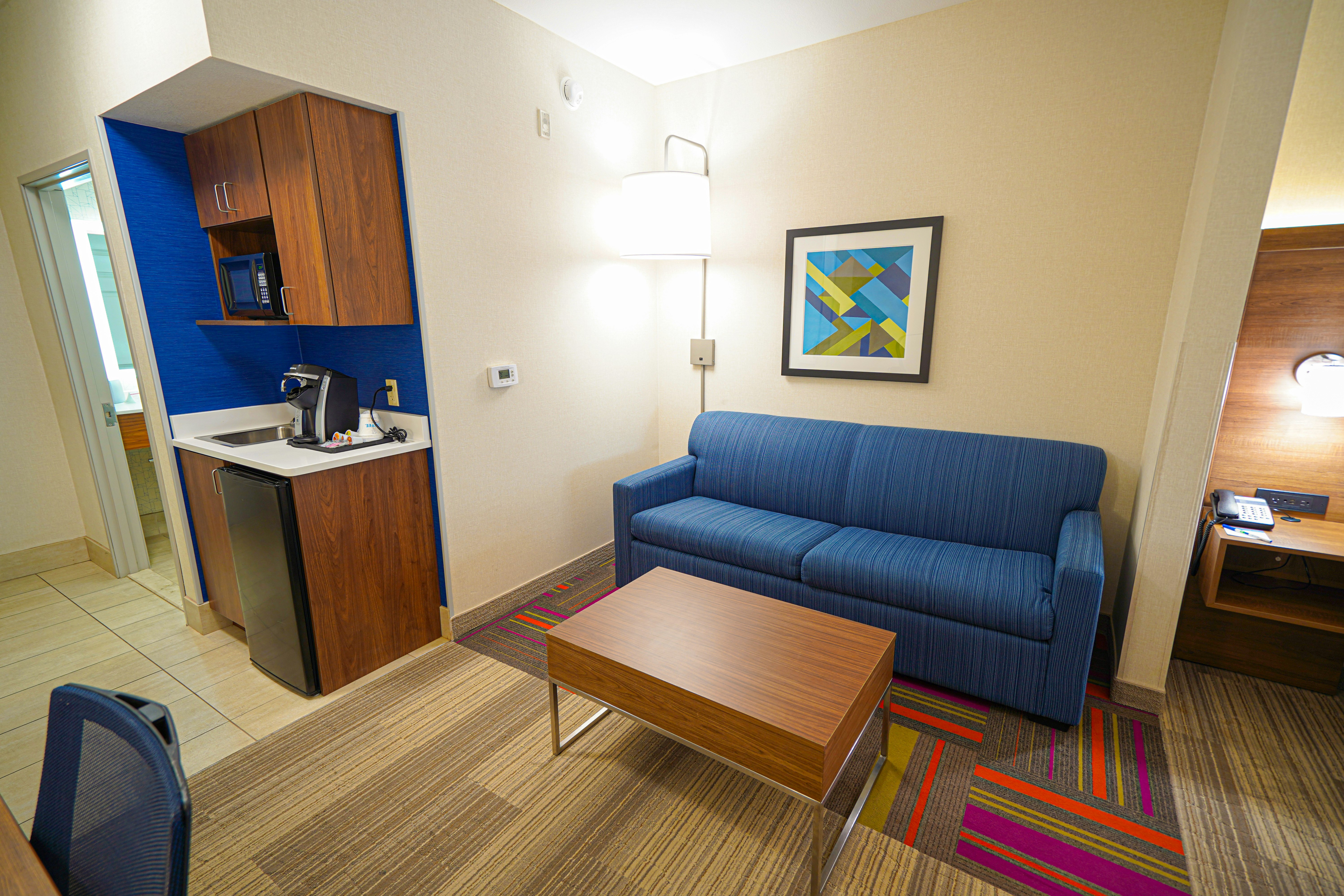 Holiday Inn Express Hotel And Suites Ontario 39/61