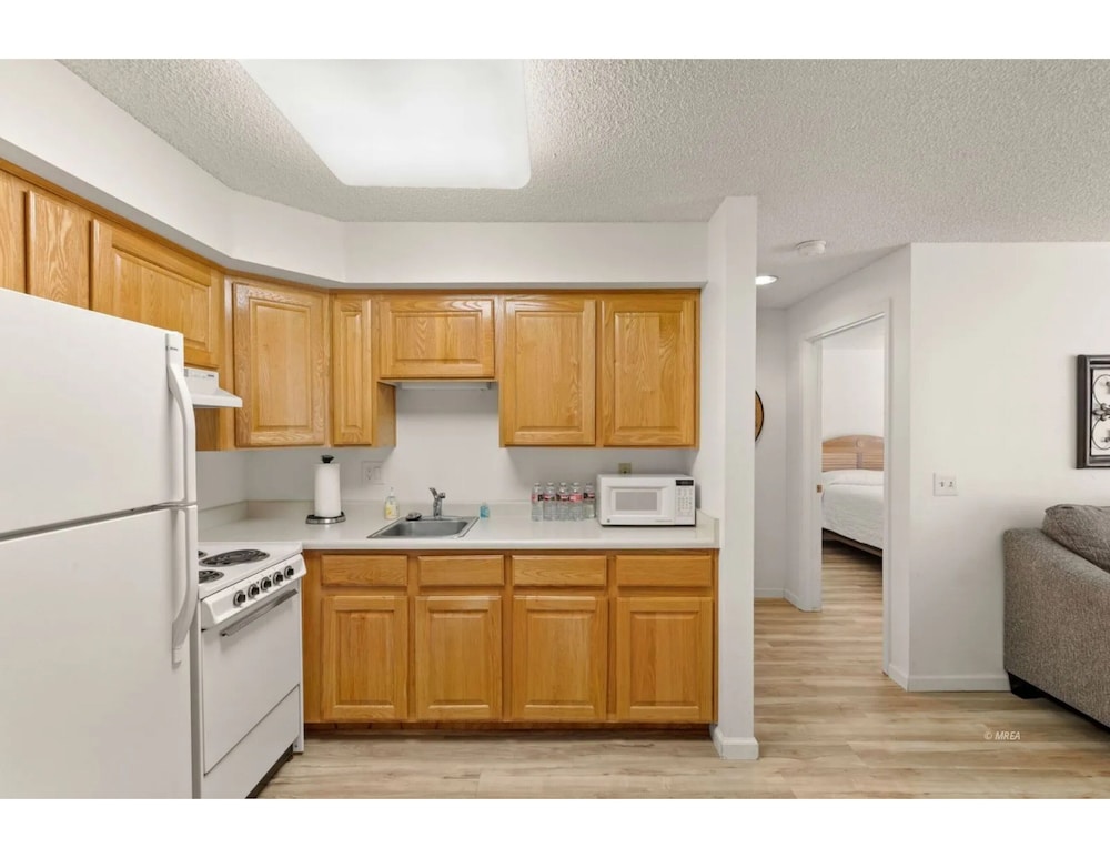 Highland Estates Resort 12/60