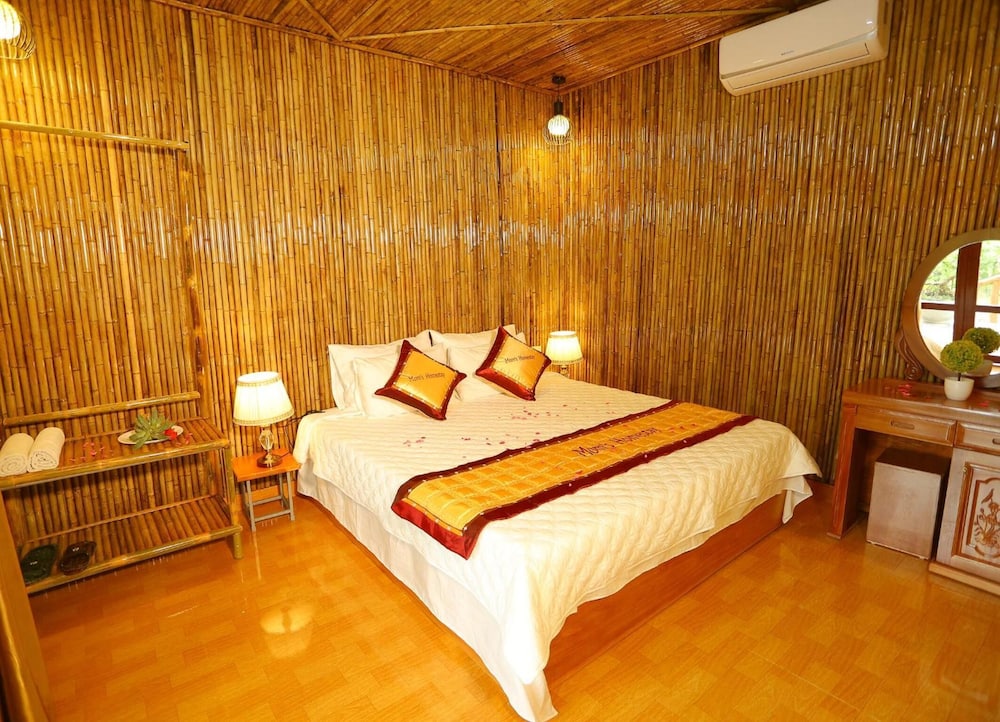 Tuan Ngoc Hotel 48/72
