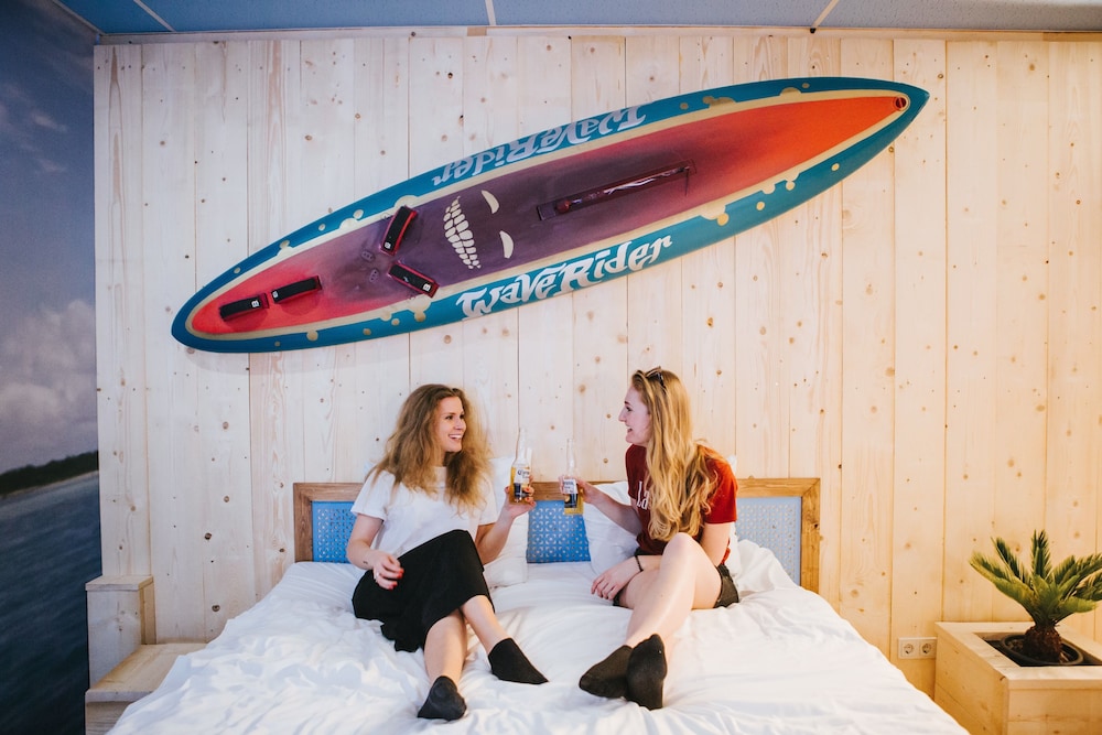 Amsterdam Teleport Hotel 56/74