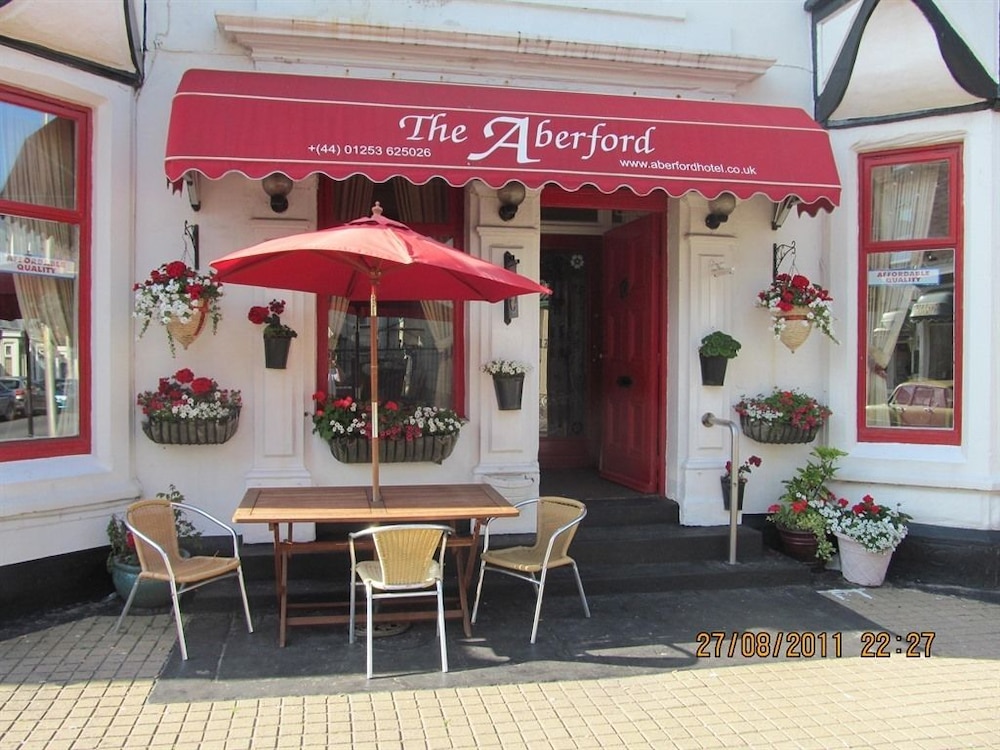 The Aberford 18/21