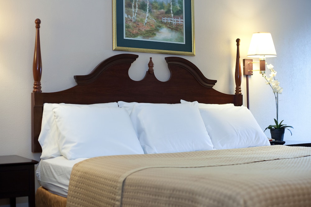 Standard, King Bed