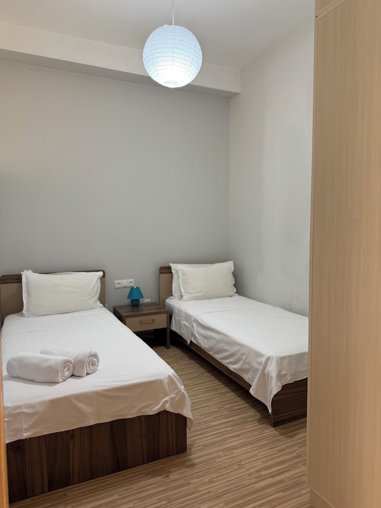 Sweet Home Apart-Hotel 74/108