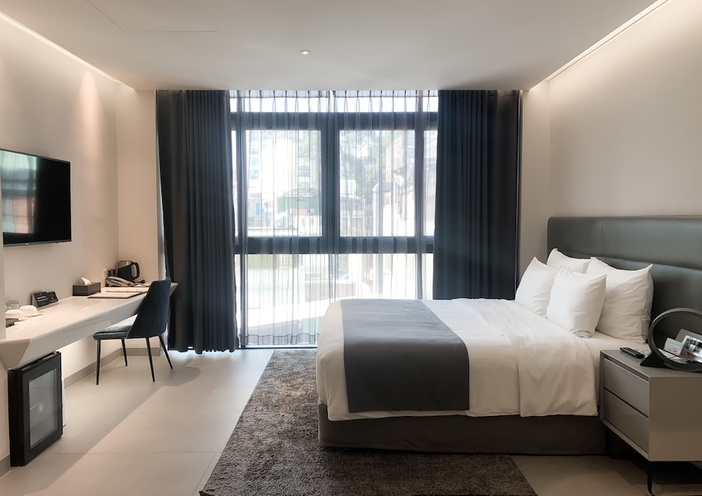 M Hotel Saigon 32/70