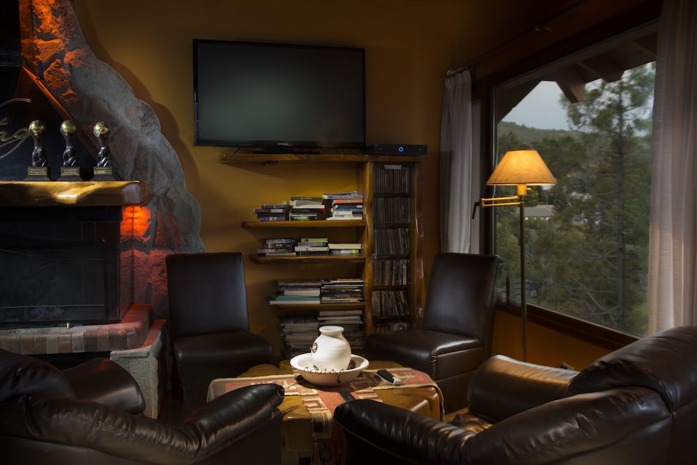 Charming Luxury Lodge and Private Spa 63/74