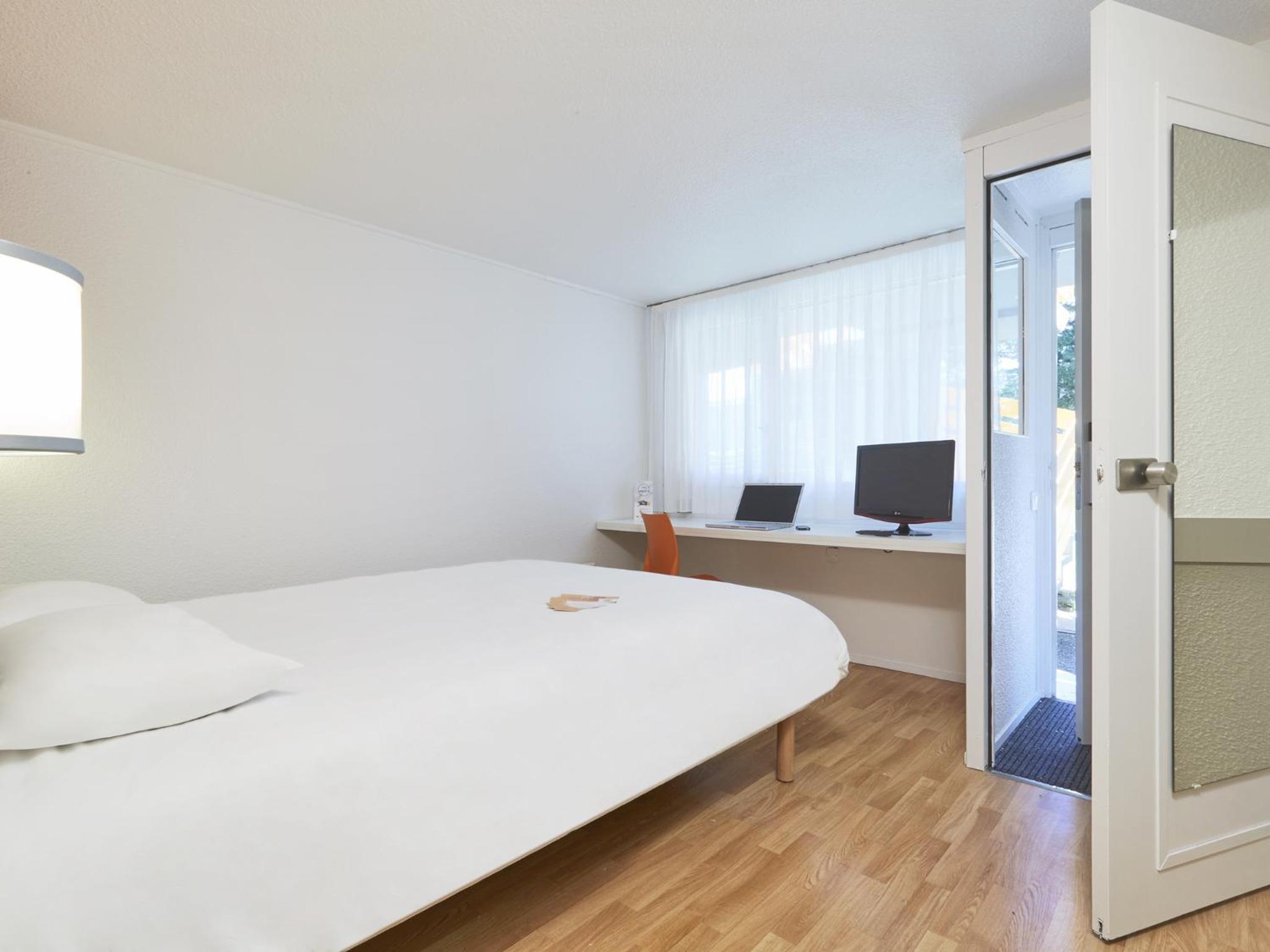 Junior, Superior, Double Bed