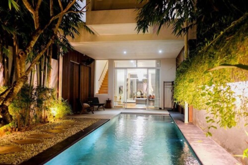 Hu U Villas Seminyak Bali 43/50