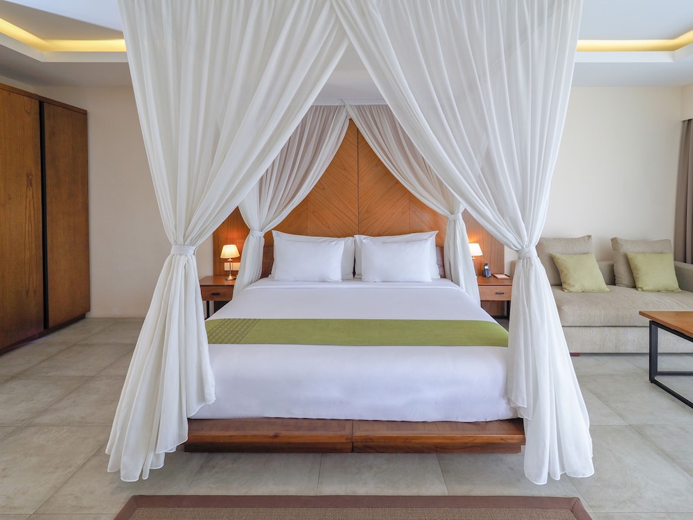 SUITE, OCEAN VIEW