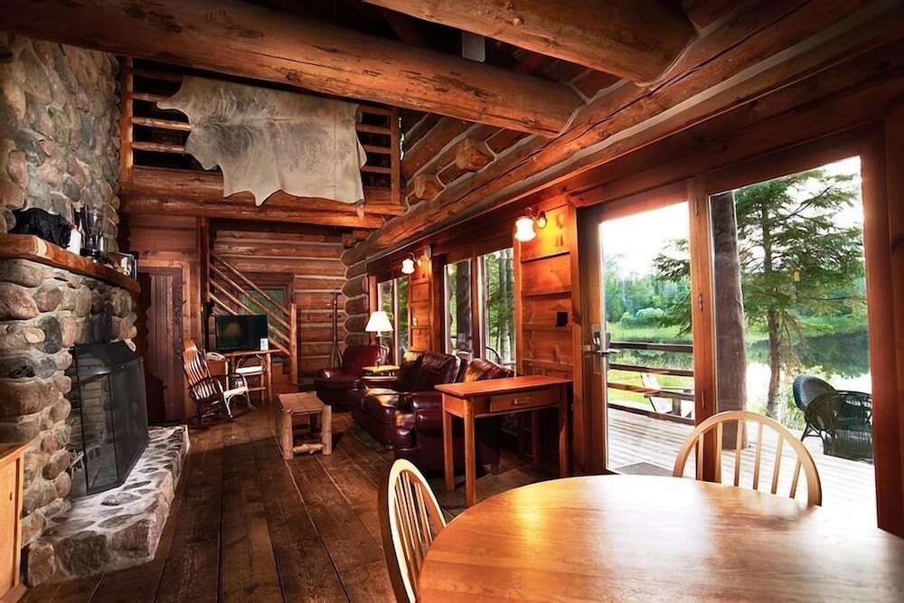 Drummond Island Resort 32/45