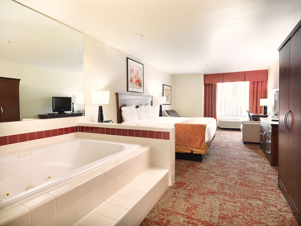 Crystal Inn Hotel & Suites Salt Lake City 12/65