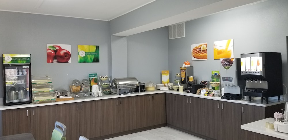 Quality Inn Pelham I-65 Exit 246 30/38