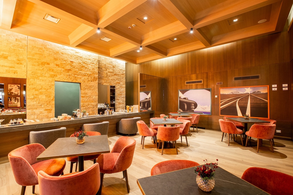 Grand Hotel Savoia Cortina d'Ampezzo, A Radisson Collection Hotel 56/70