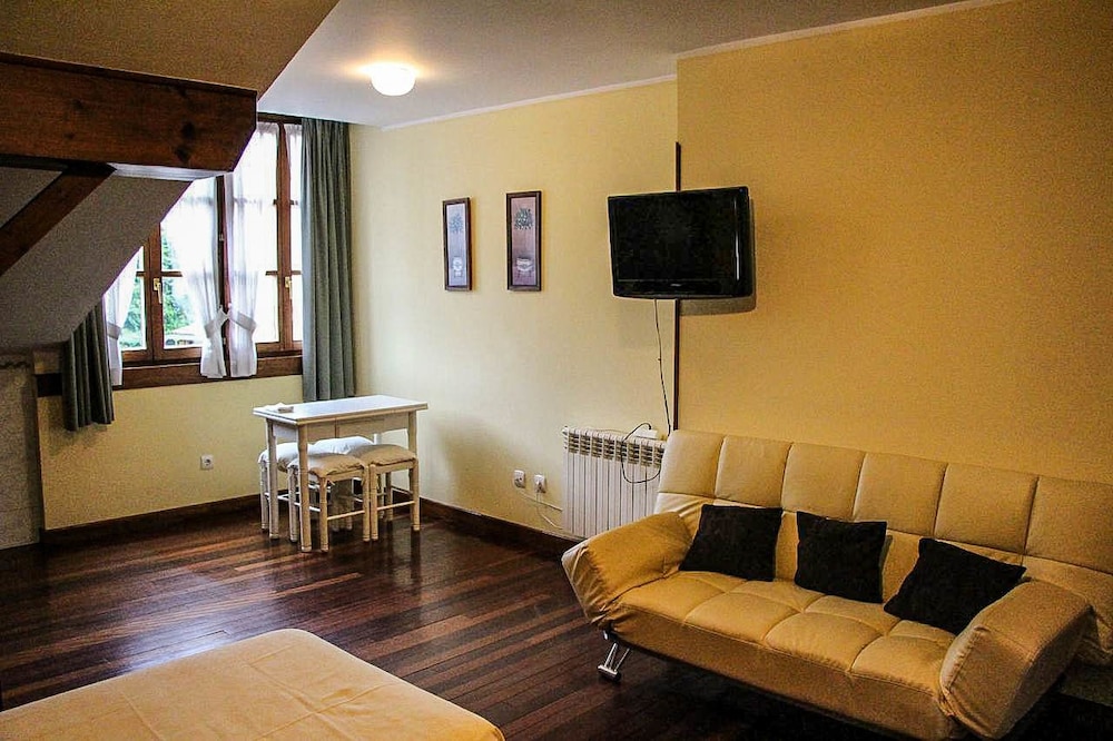 Hotel Puerto de Llanes 52/73