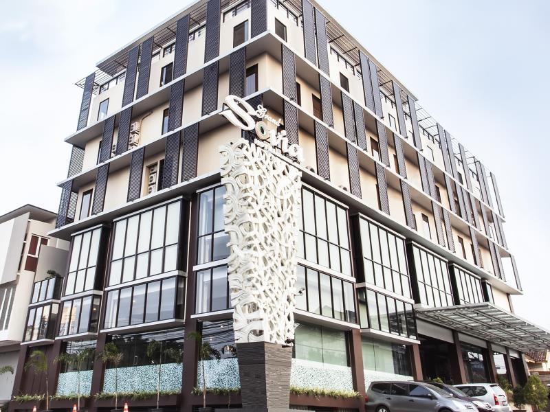 Grand Sovia Hotel 35/37