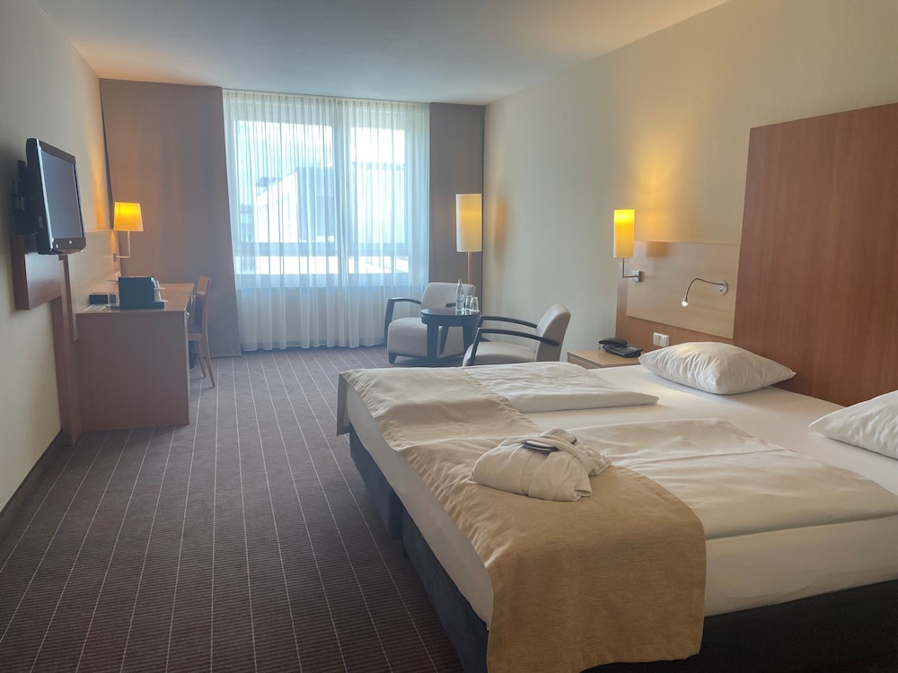 Mercure Hotel Schweinfurt Maininsel 11/75