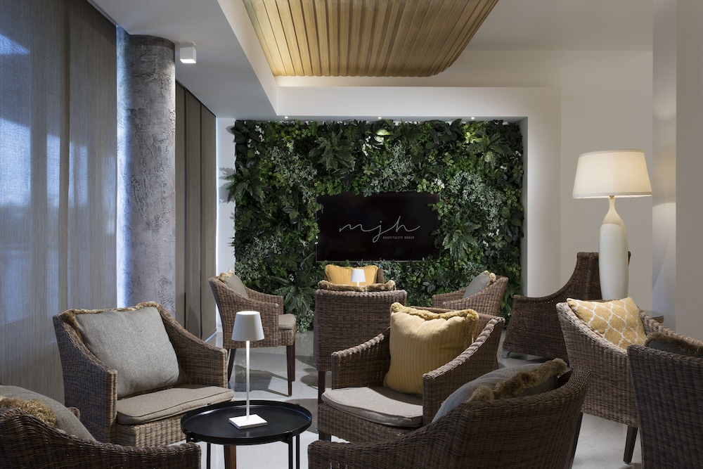 Hotel Delle Rose 33/50