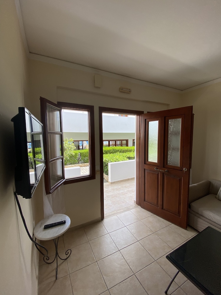 Amazones Village Suites 26/50