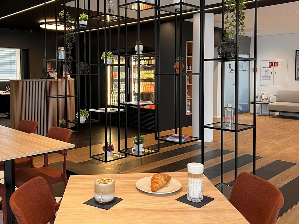 IBIS FRIBOURG 34/50