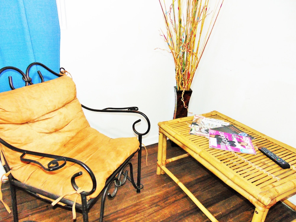 Casa Lima Bed & Breakfast 35/50