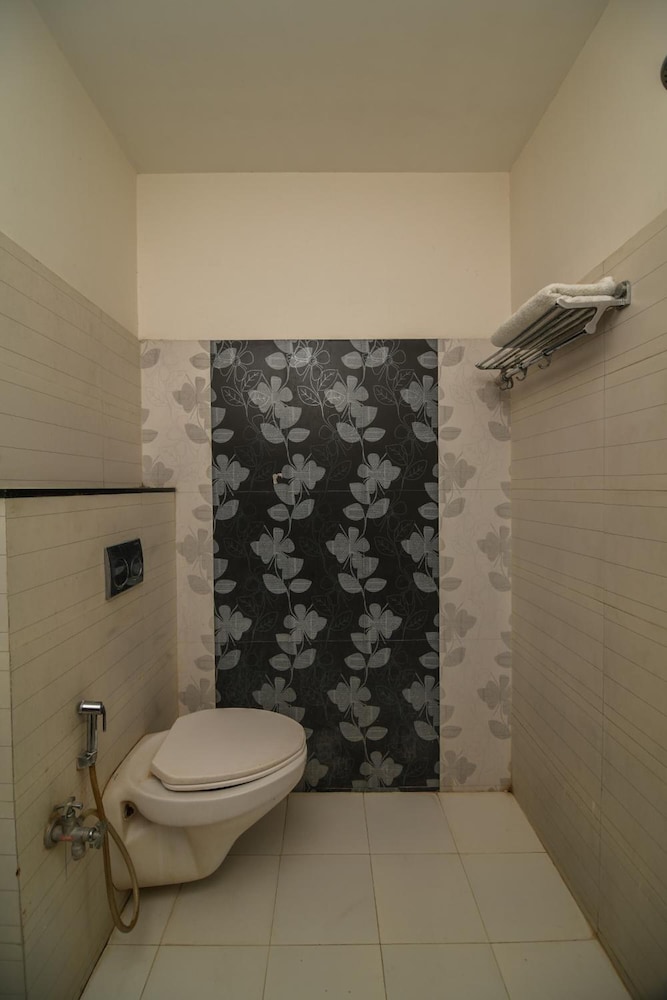 Hotel Shreeram 36/37