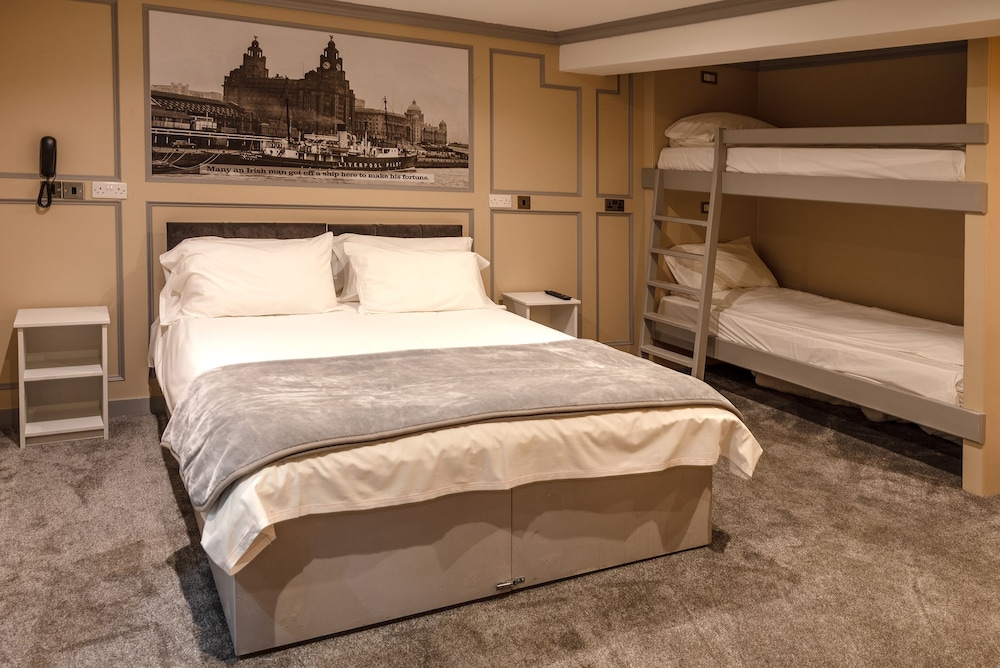 Central Station Hotel Liverpool 19/42