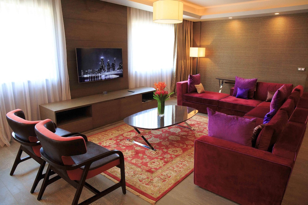 RADISSON BLU HOTEL, ABIDJAN AIRPORT 56/74