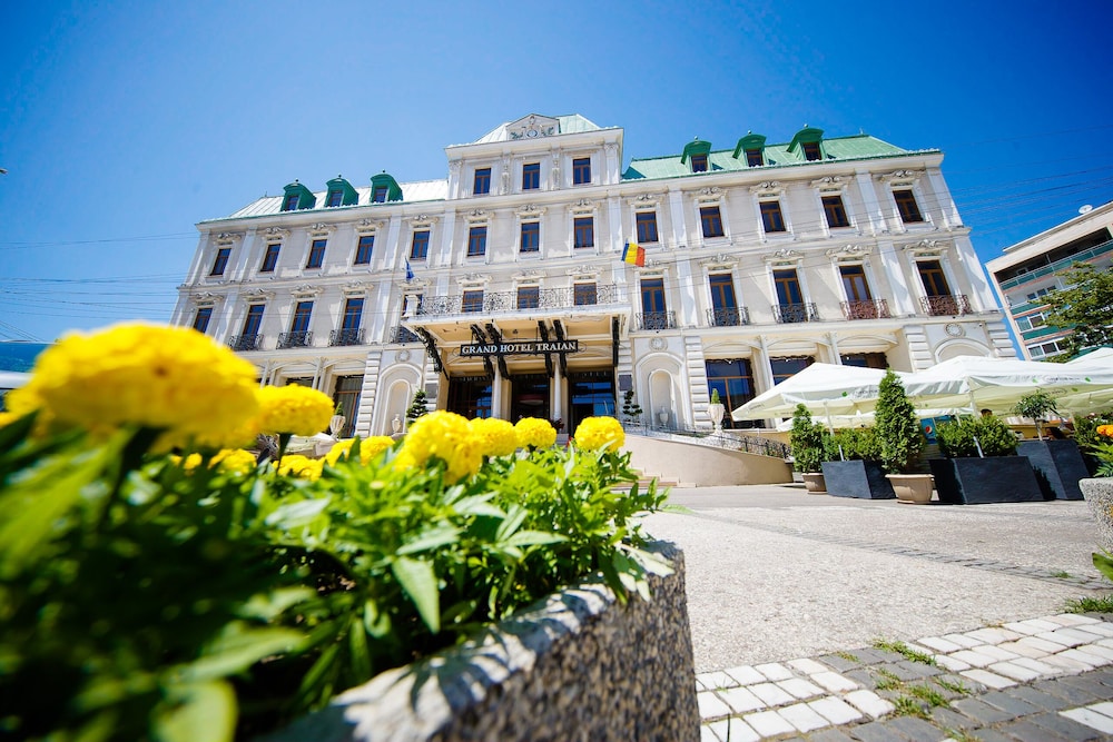 GRAND HOTEL TRAIAN 1/34