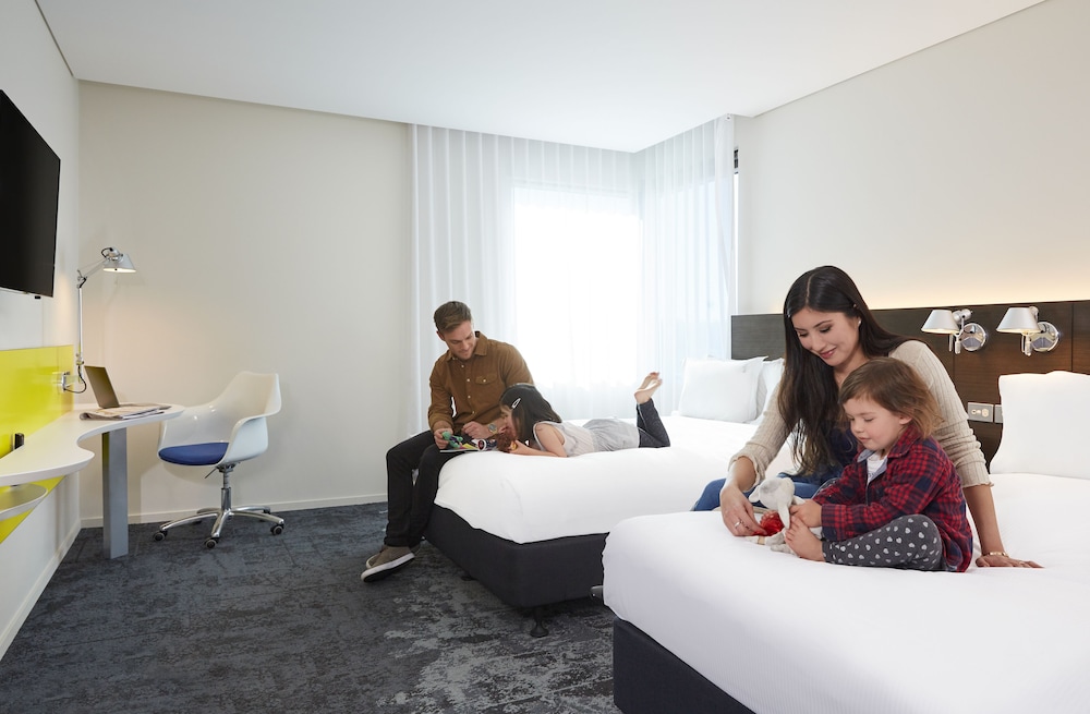 Holiday Inn Express Sydney Macquarie Park 27/54