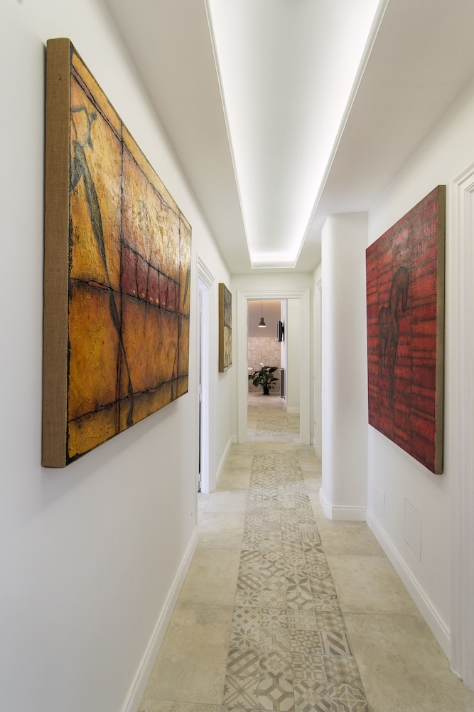 Vatican Space Rooms In Rome 4/23