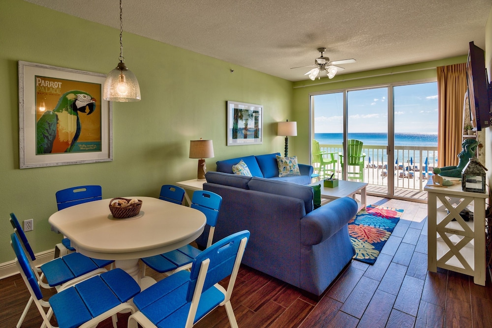 Celadon: Unit 102 by Forehand Rentals 26/37