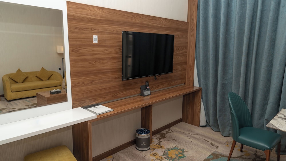 فندق روزا جراند(Rosa Grand Hotel) 48/53