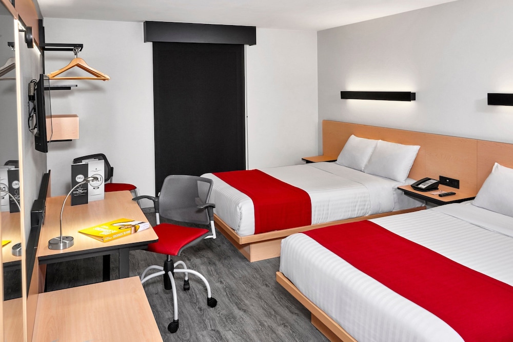 City Express by Marriott Merida 24/55