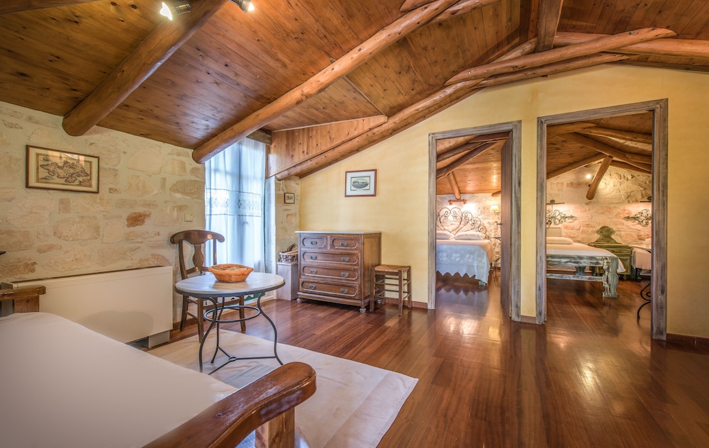 Nobelos Boutique Hotel 33/50