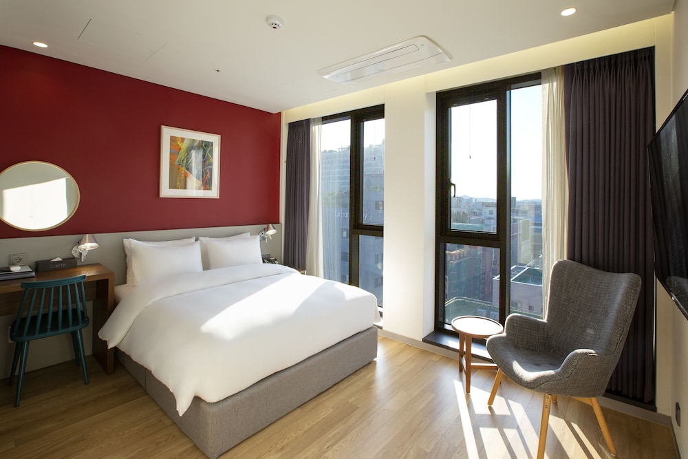 Hotel Arte 11/56