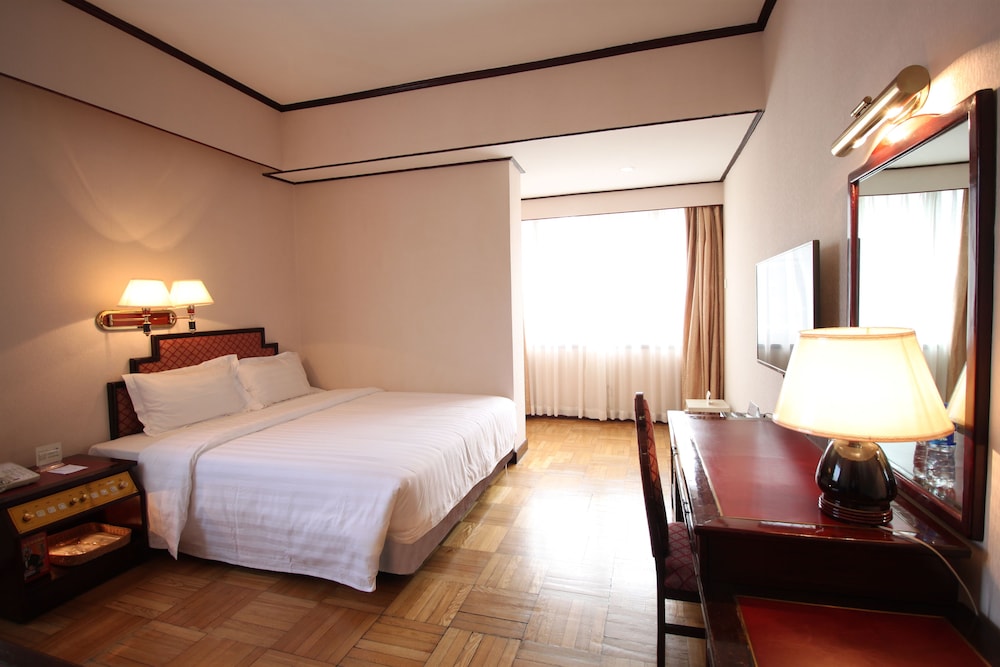 Guangzhou Hotel 32/50