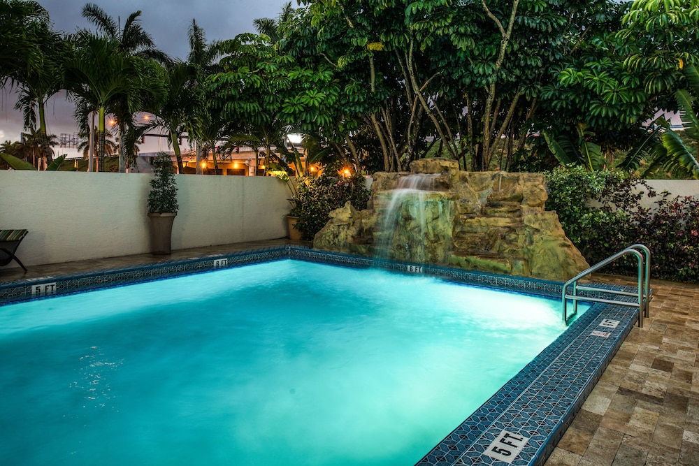 Best Western Plus Hollywood/Aventura 36/39