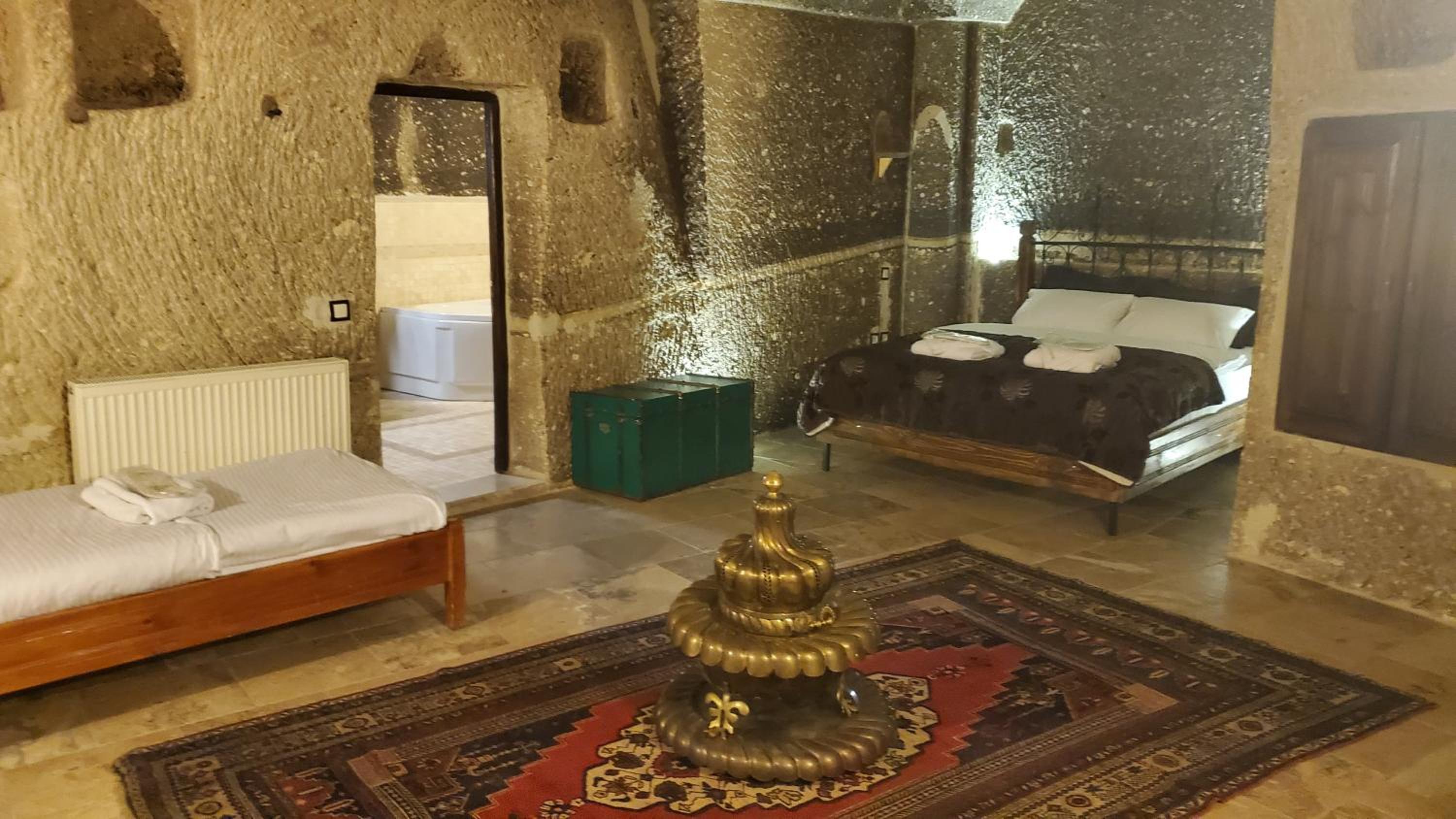 جناح بشرفة