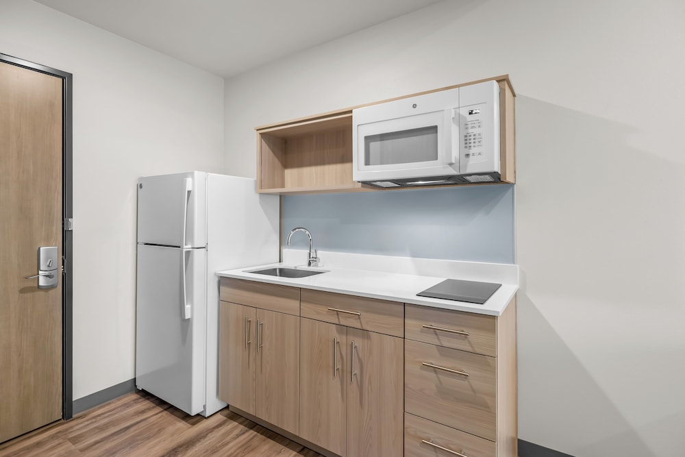 WoodSpring Suites Petersburg near Fort Lee 54/54