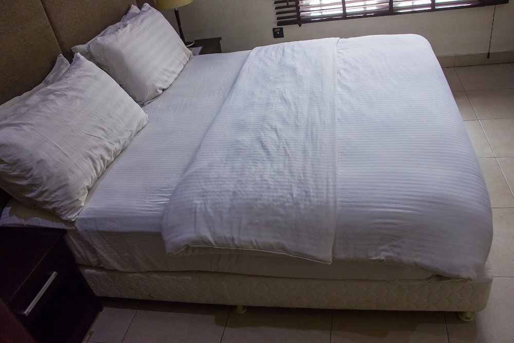 Chelsea Suites 2 Annex 14/37