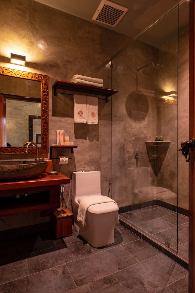 Ipoh Bali Hotel 48/50