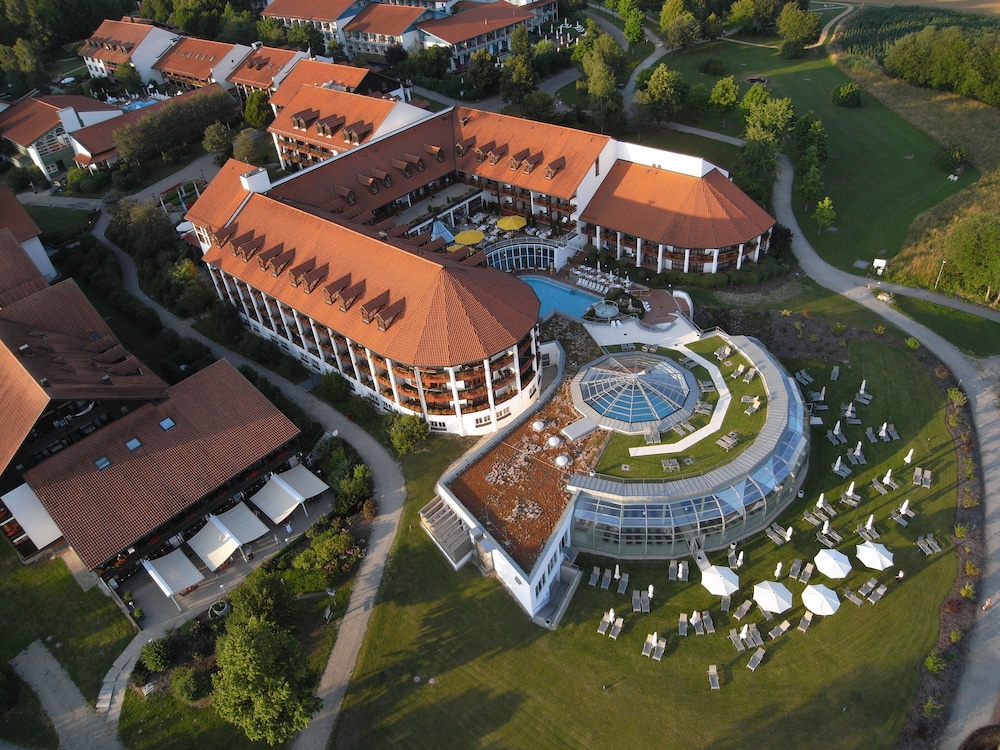 QUELLNESS UND GOLFHOTEL FURSTENHOF 1/36