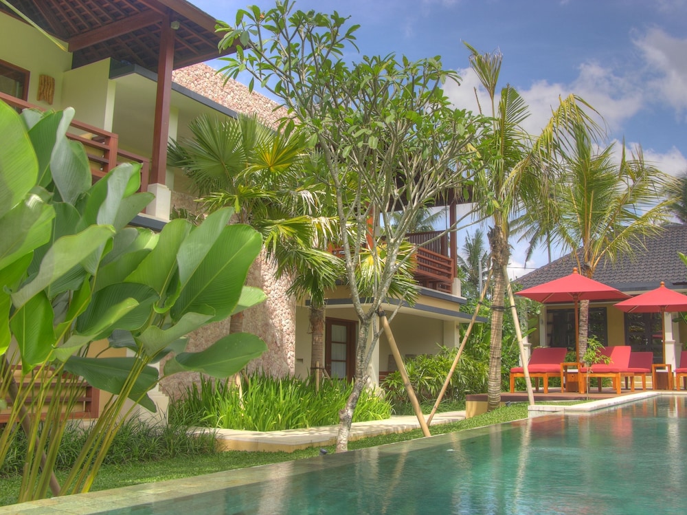 Villa Sabandari 46/50
