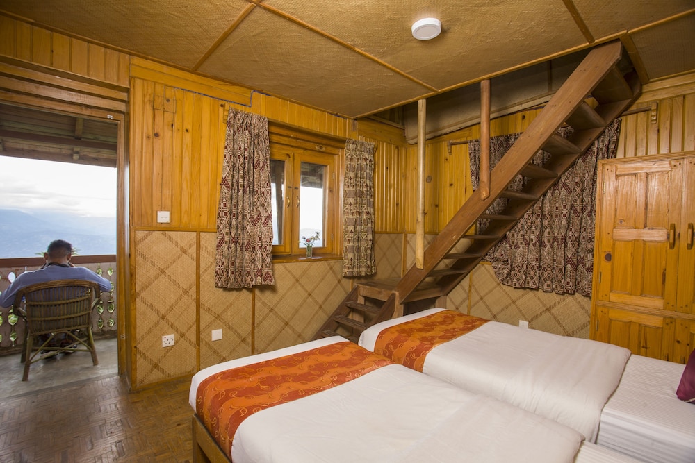 Everest Manla Resort 15/50